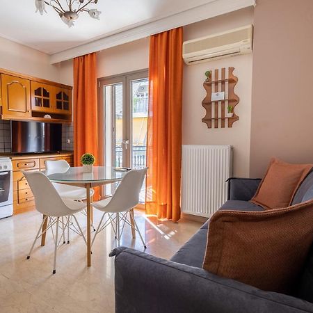 לריסה Your Cozy Six Street Apartment מראה חיצוני תמונה